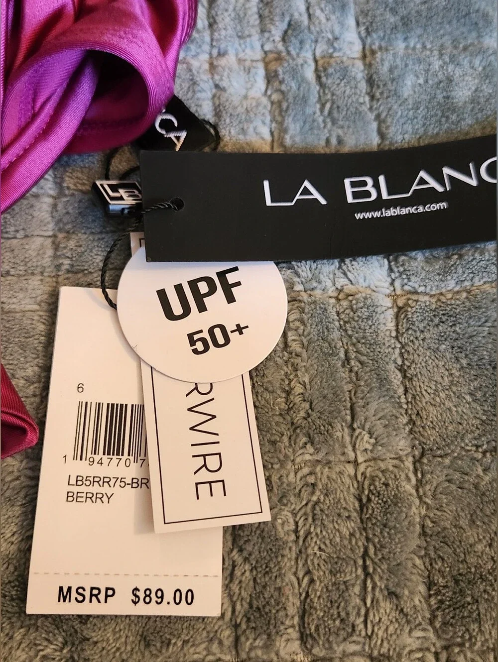 La Blanca sleek plunge